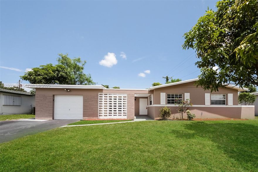 Enjoy this gorgeous home featuring living and entertainment space. This adorable home offers 3 bedroom and 2 bathroom home with tile type flooring. Home has 1 attached car garage space. The modern kitchen is equipped with modern appliances and offers updated cabinets with plenty of storage space. Home has neutral paint throughout. The beautiful patio offers plenty of open space for enjoying gorgeous days outdoors. This home won't last long. Apply today!
NOTE: Resident is responsible for installing their own washer & dryer. Move in dates are tentative and subject to change. All our homes convey in safe, clean & fully functional conditions. Prices and availability are subject to change at any time.