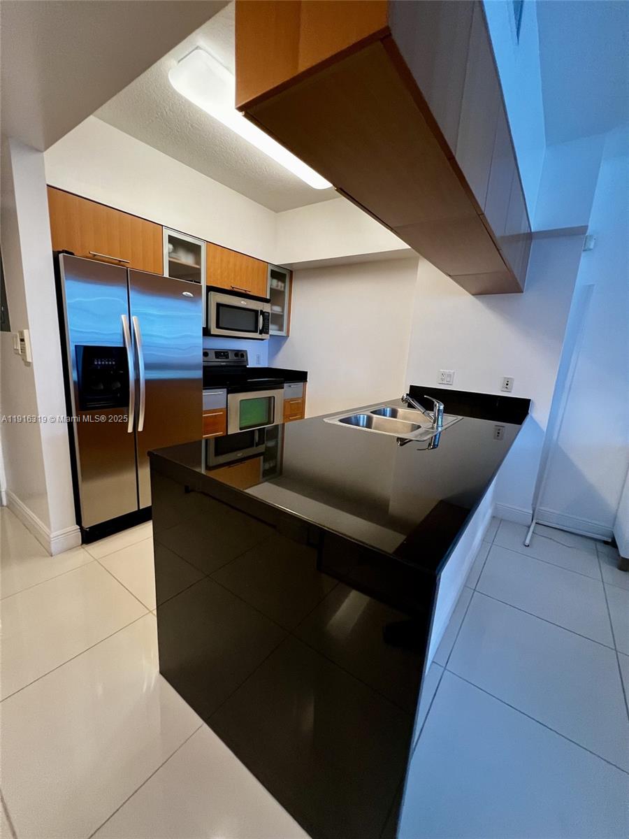 1750 N Bayshore Dr 3505