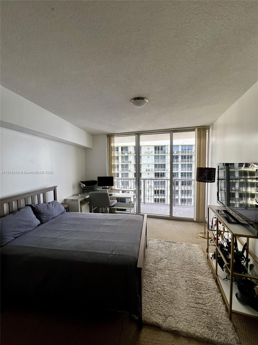 OPERA TOWER CONDO - Residential