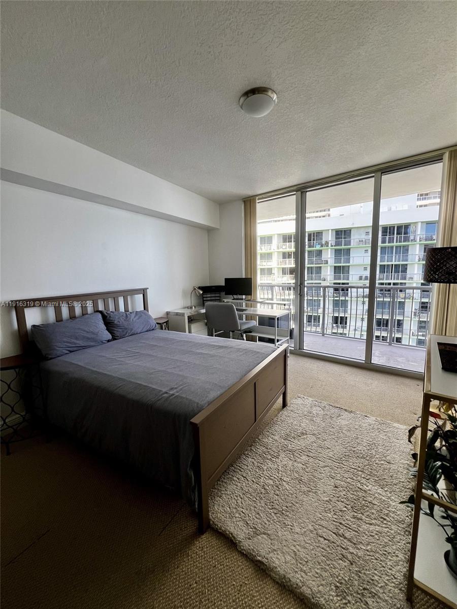 OPERA TOWER CONDO - Residential