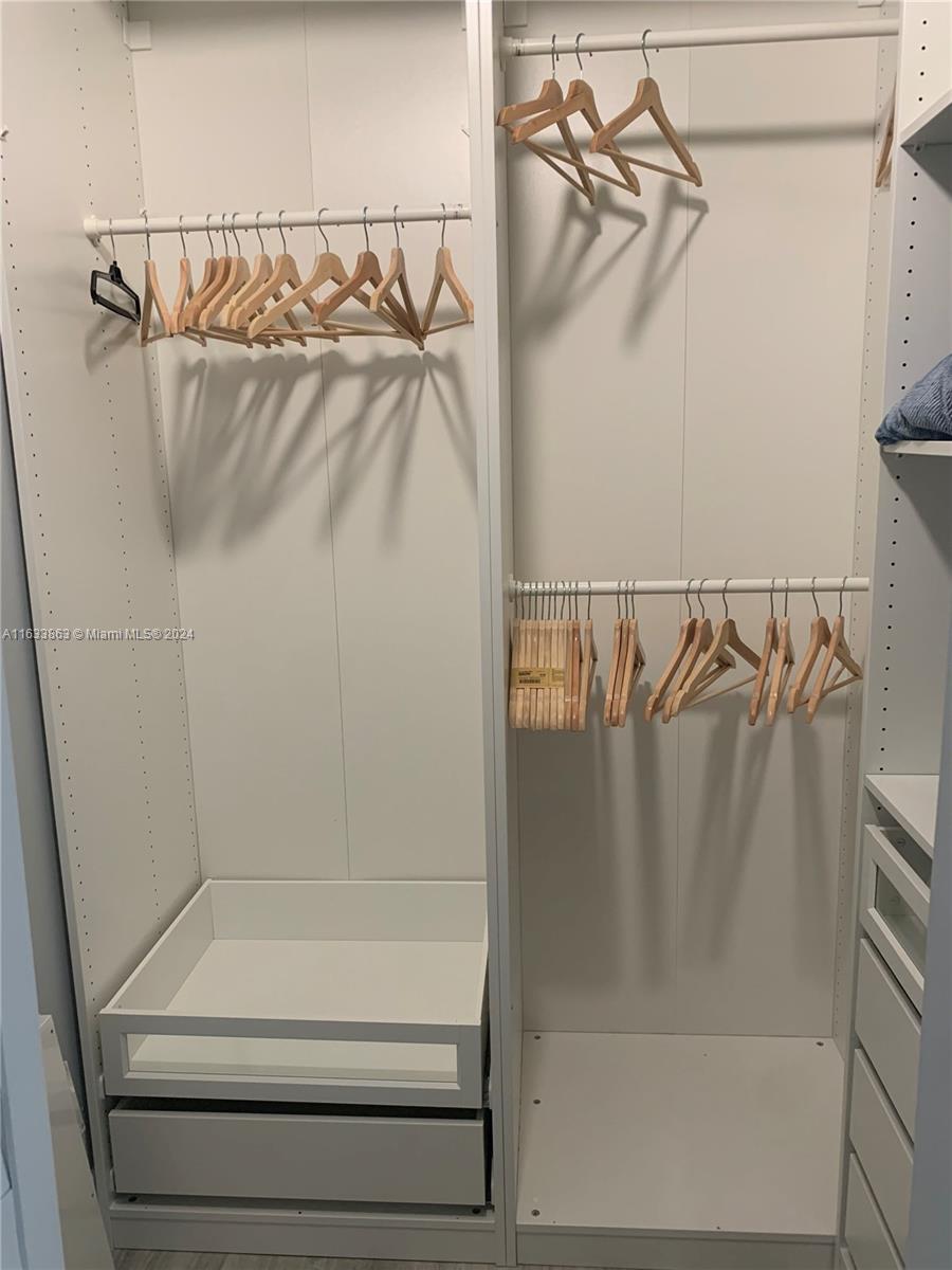 PROMENADE SHORES AT DORAL - Residential Lease