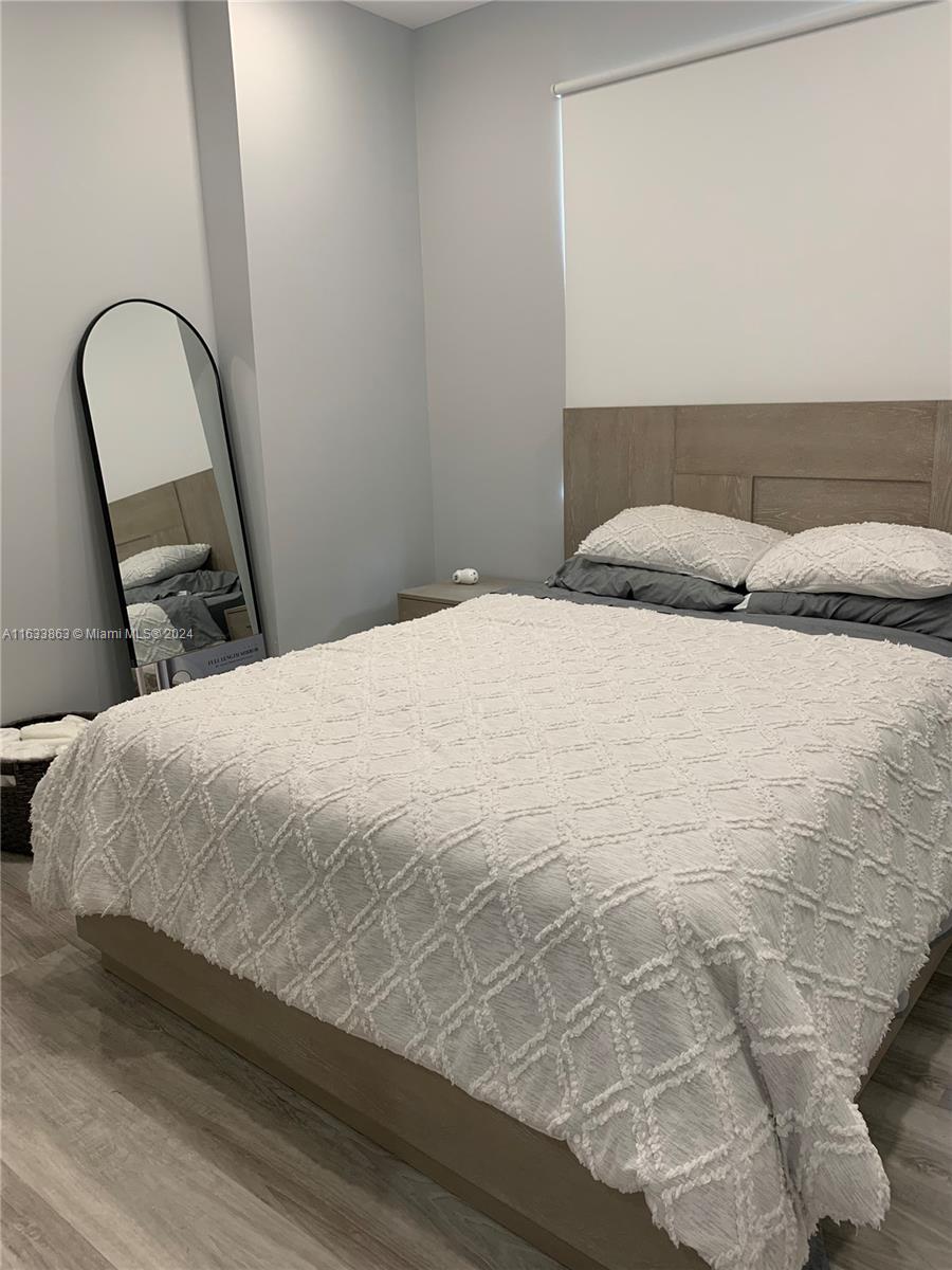 PROMENADE SHORES AT DORAL - Residential Lease