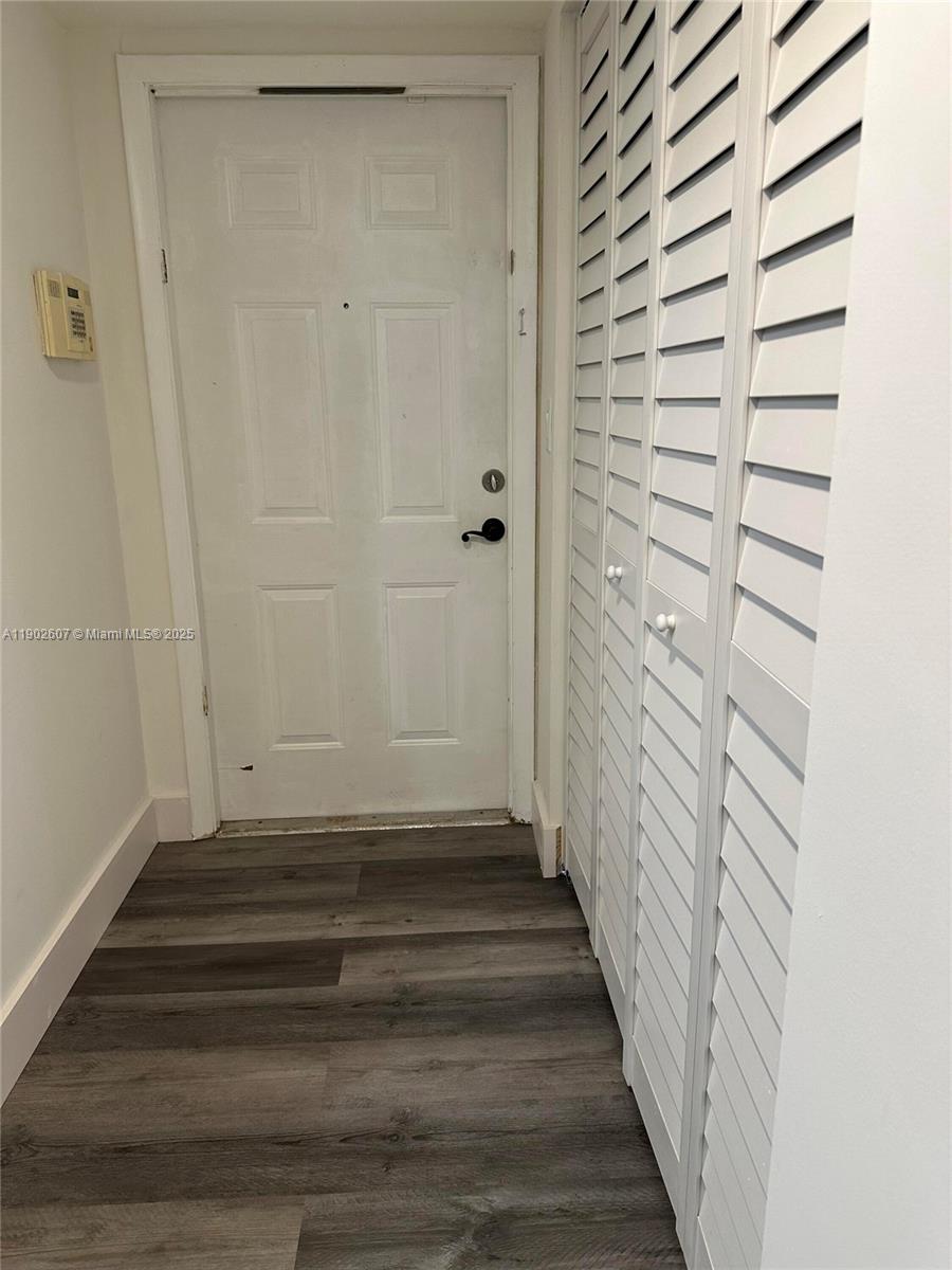 LAGO WEST CONDOMINIUM - Residential Lease