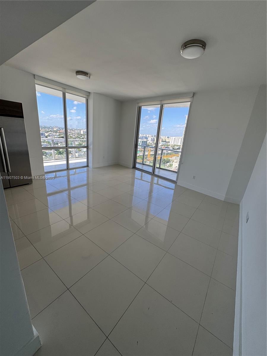 BRICKELL TEN CONDO - Residential Lease