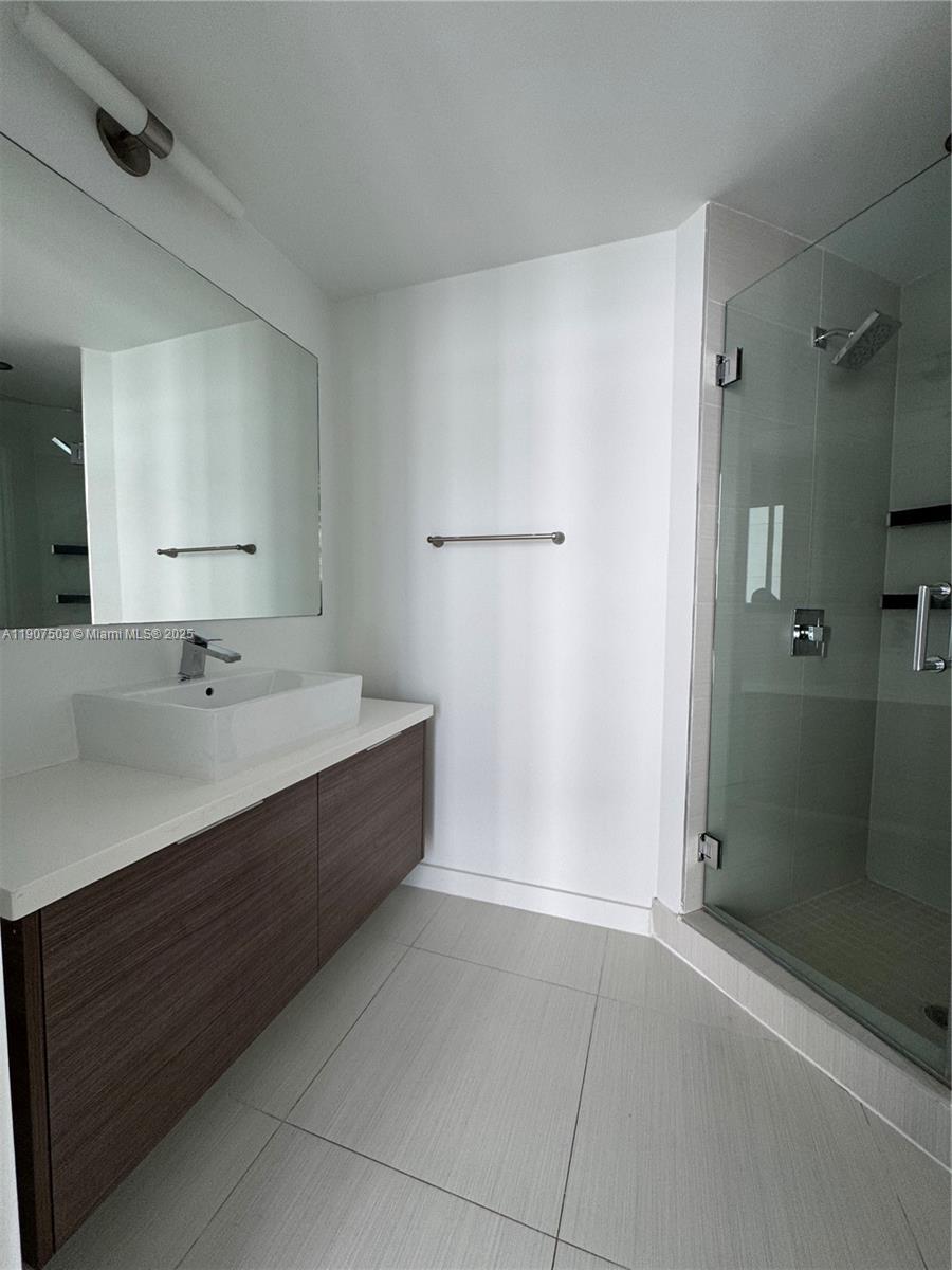 BRICKELL TEN CONDO - Residential Lease