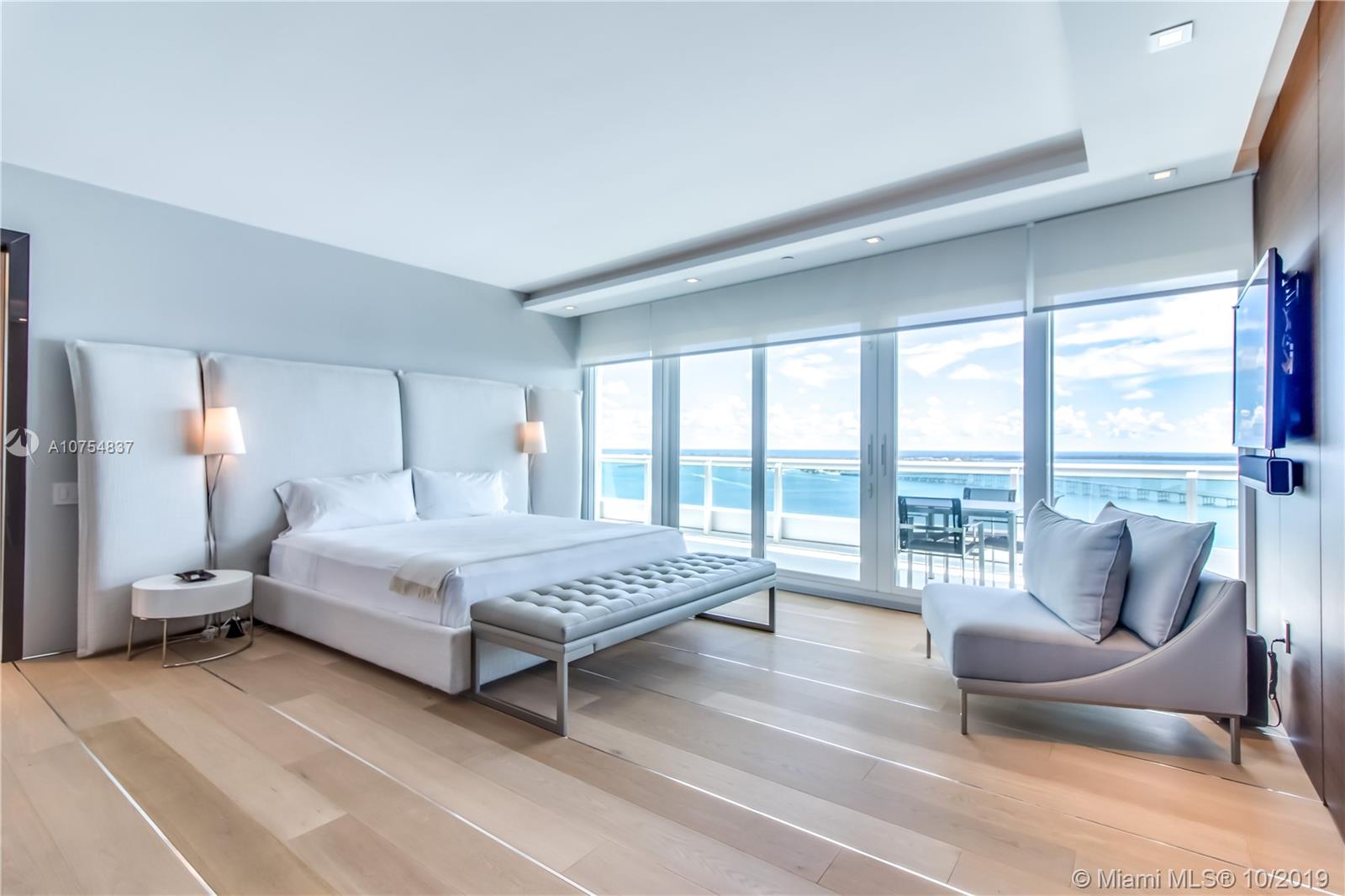 SANTA MARIA CONDO - Residential