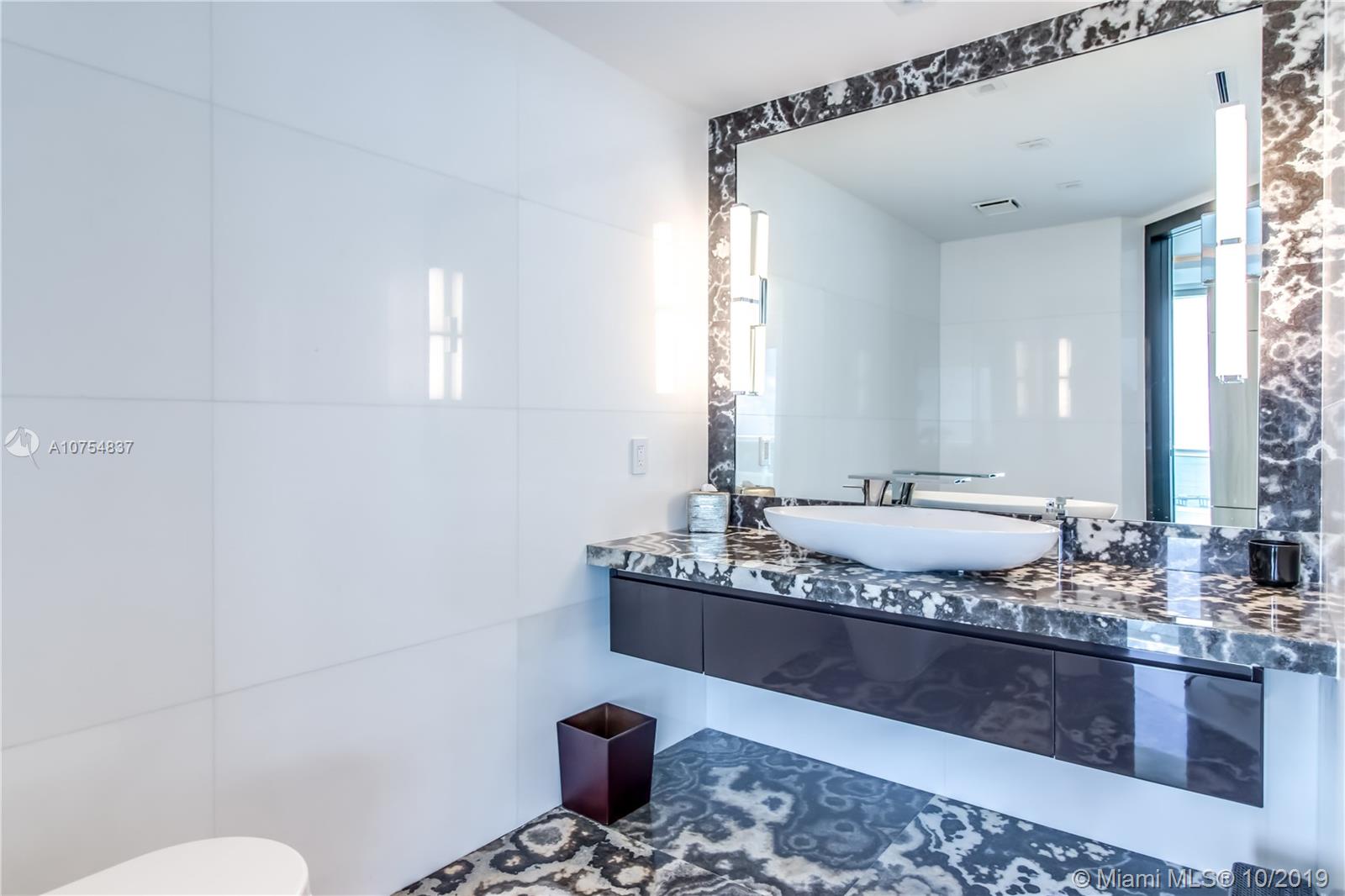 SANTA MARIA CONDO - Residential