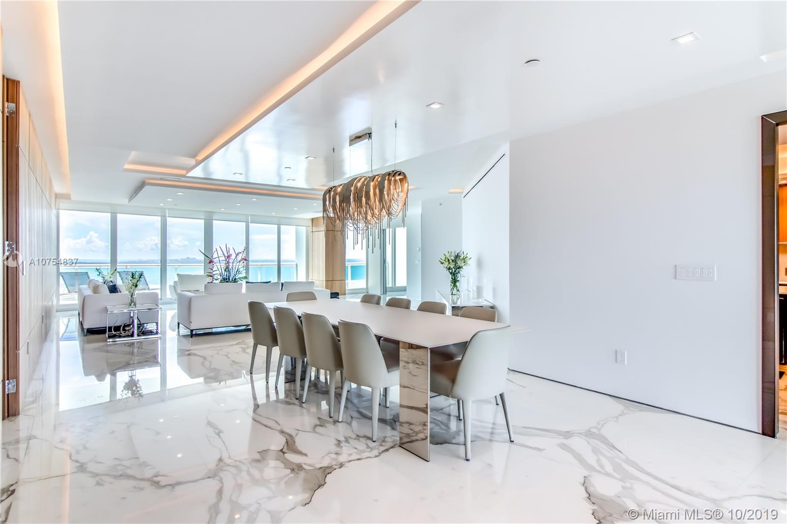 SANTA MARIA CONDO - Residential