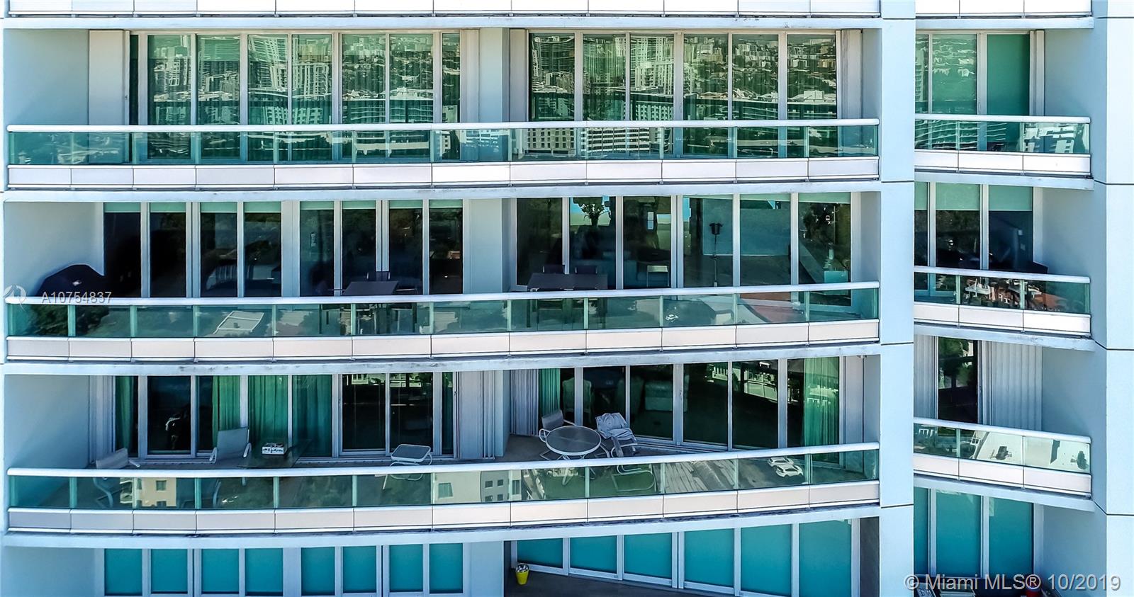 SANTA MARIA CONDO - Residential