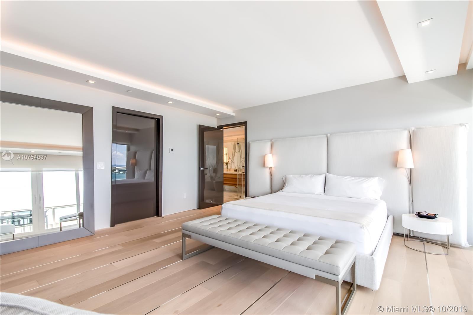 SANTA MARIA CONDO - Residential