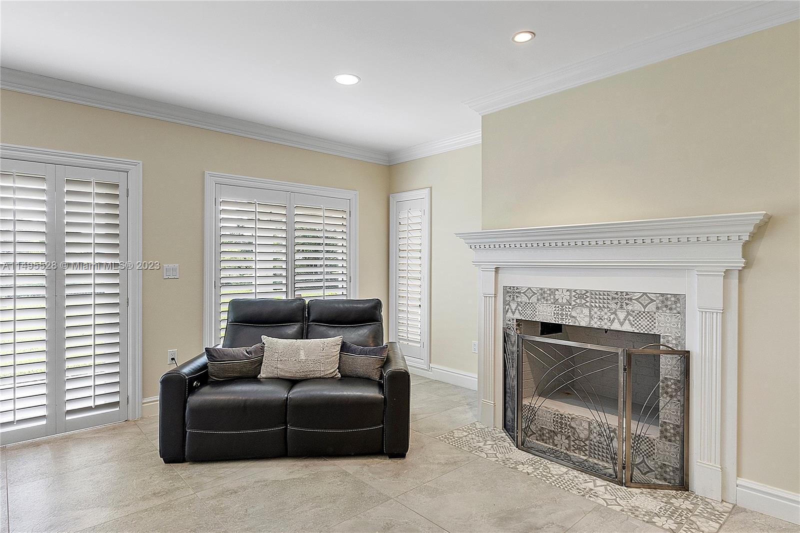 SEA VIEW PARK 1ST ADDN - Residential