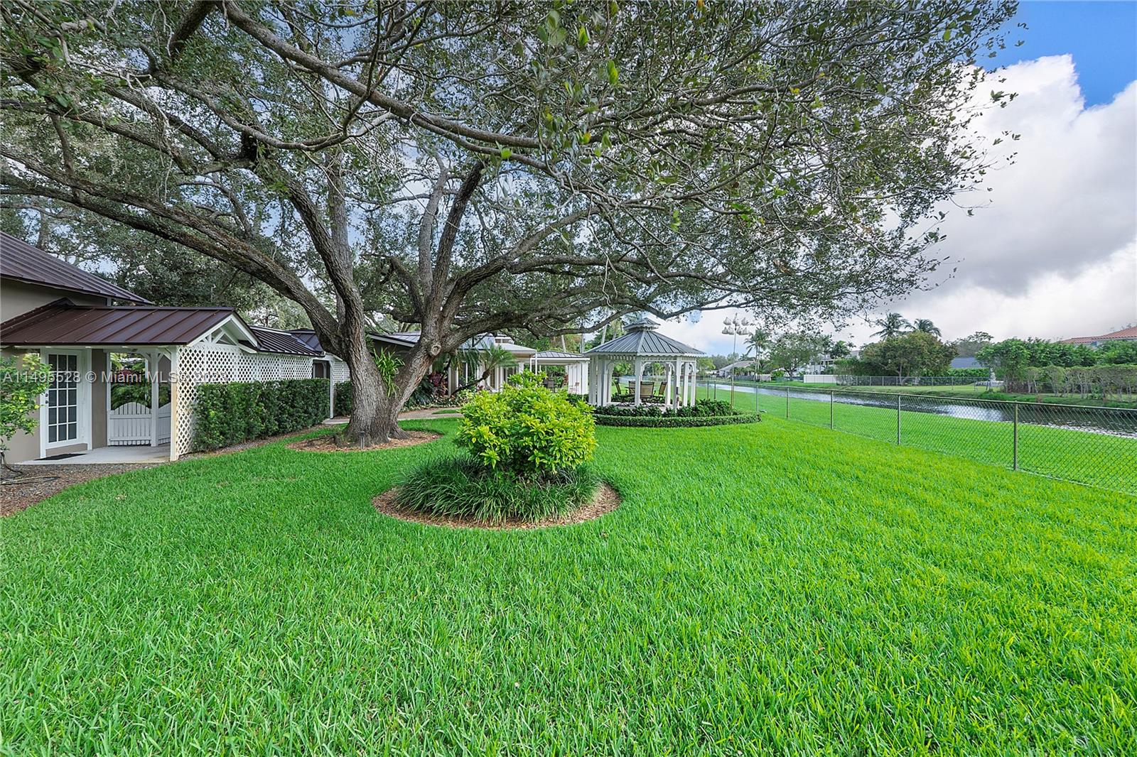 SEA VIEW PARK 1ST ADDN - Residential