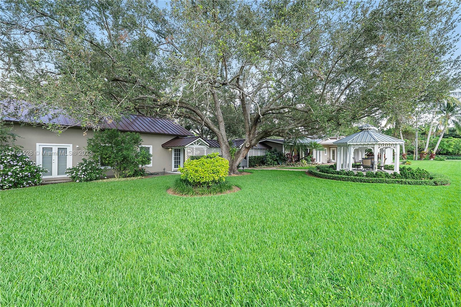 SEA VIEW PARK 1ST ADDN - Residential