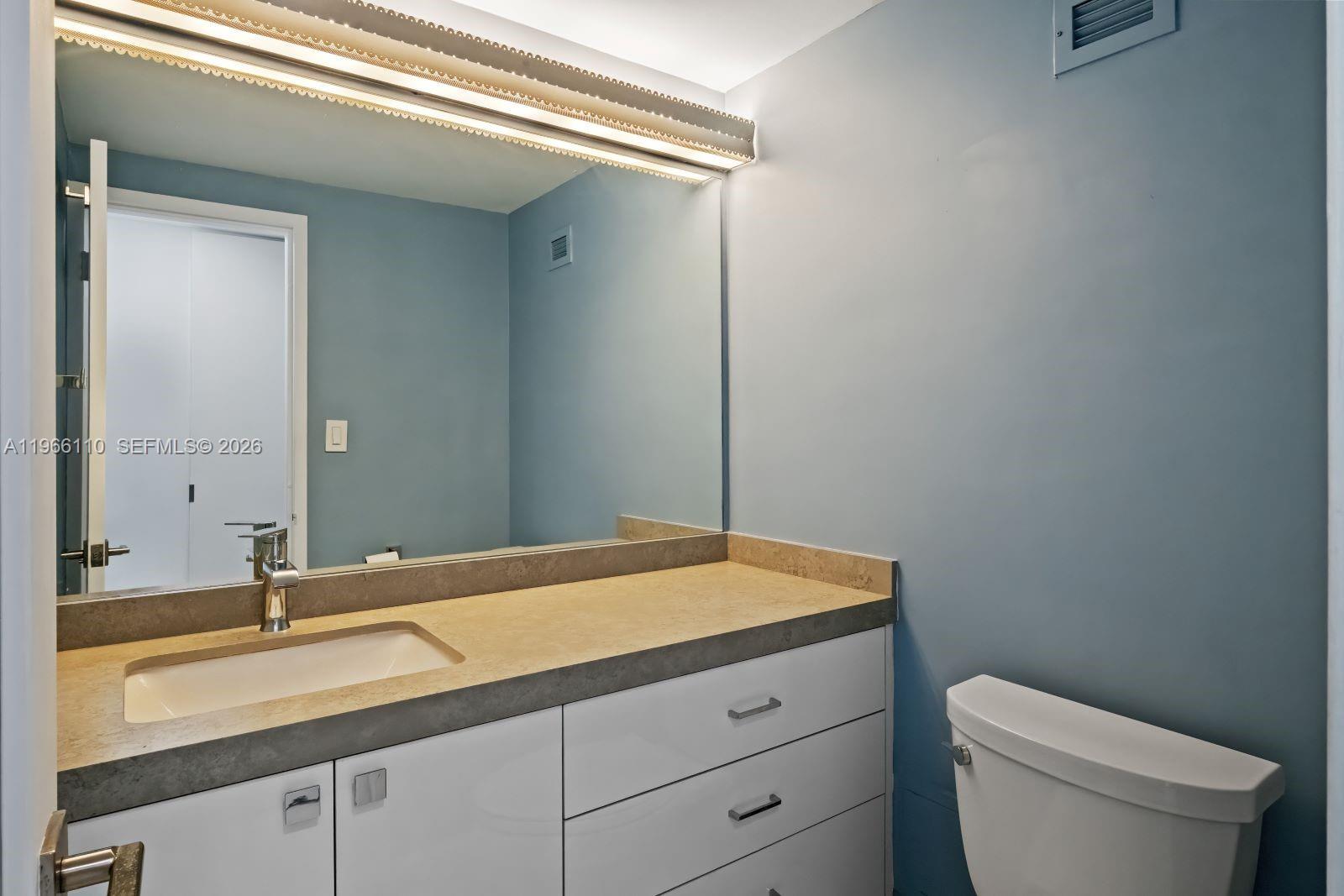 MIRADOR 1000 CONDO - Residential