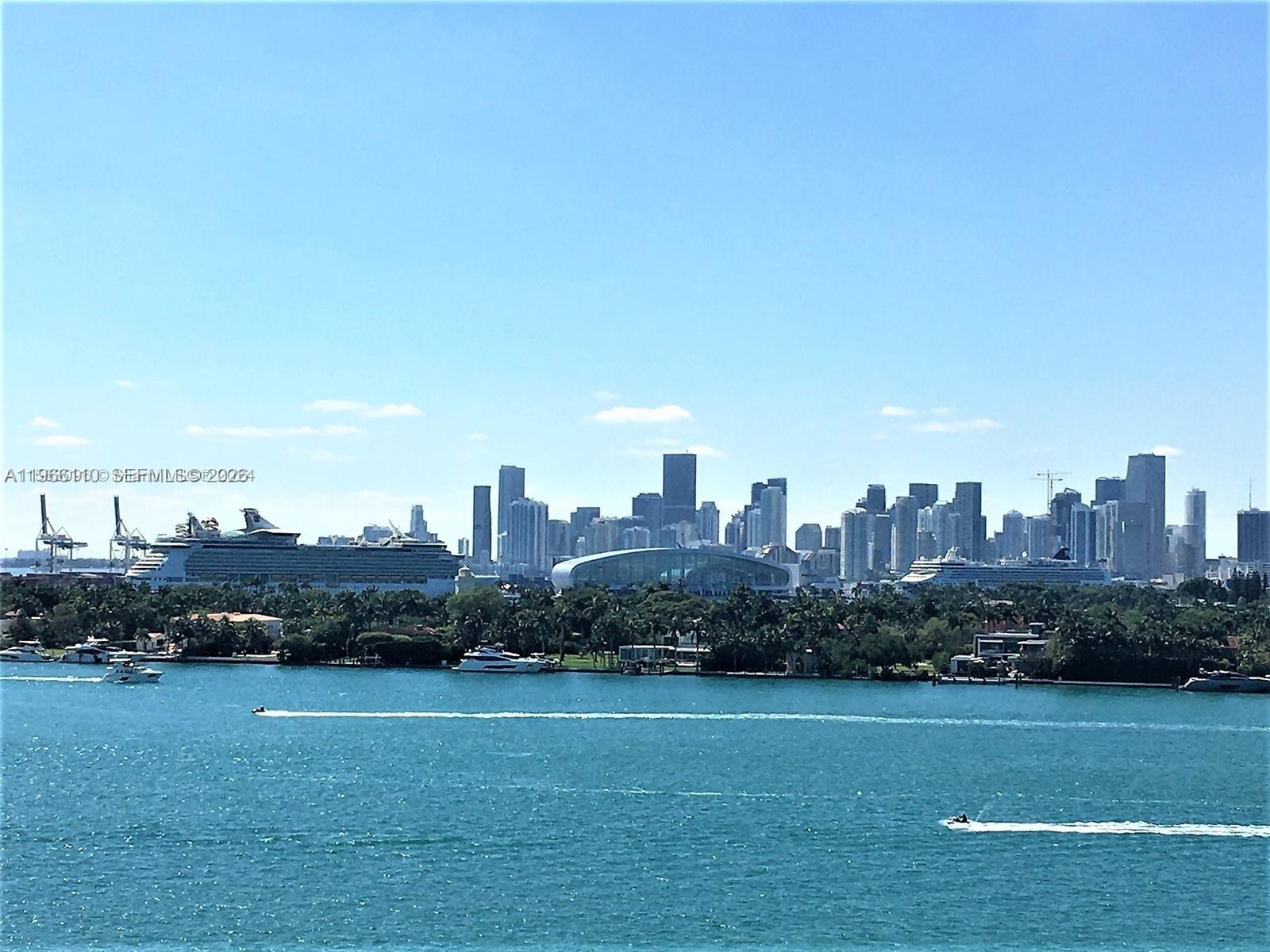 MIRADOR 1000 CONDO - Residential