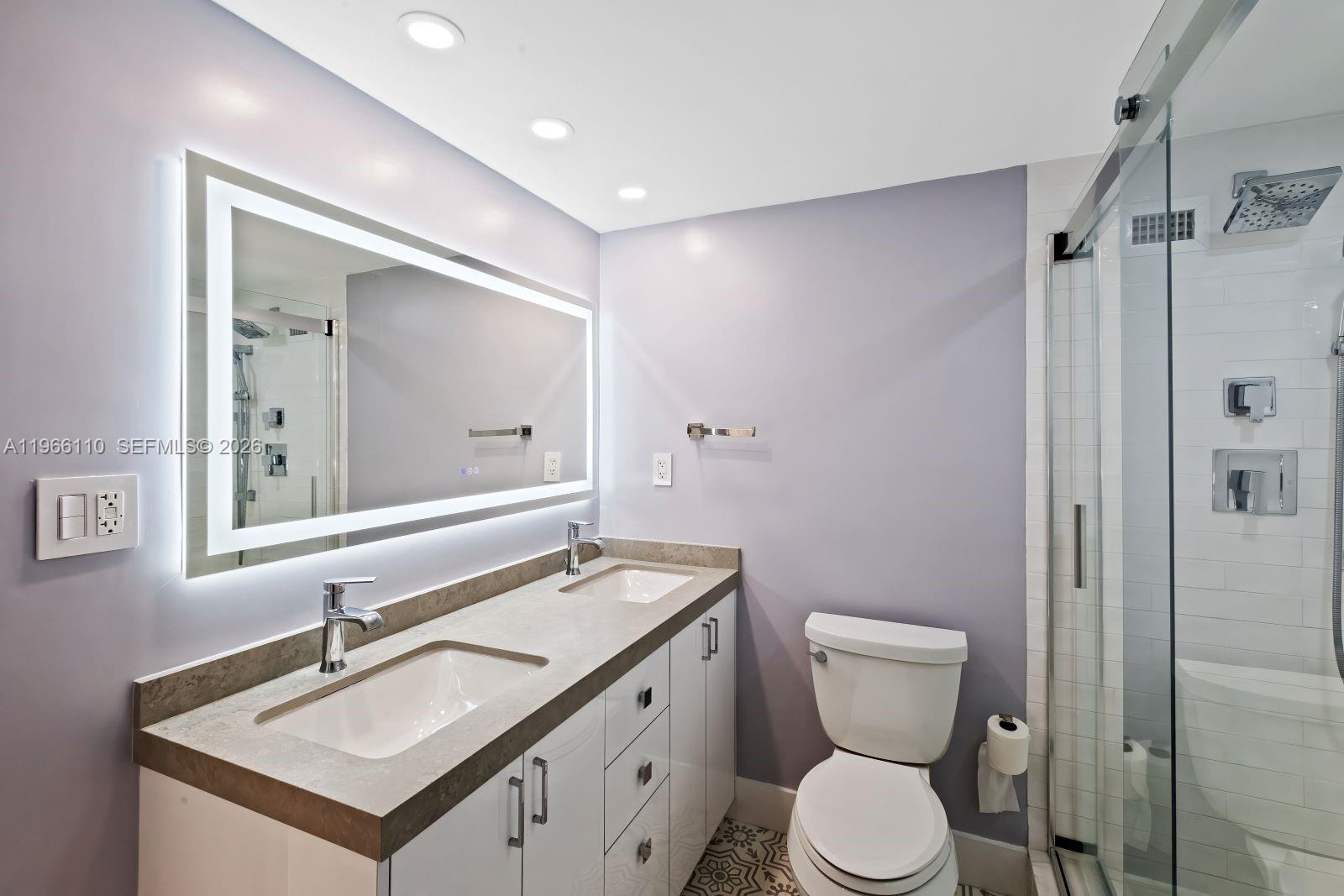 MIRADOR 1000 CONDO - Residential