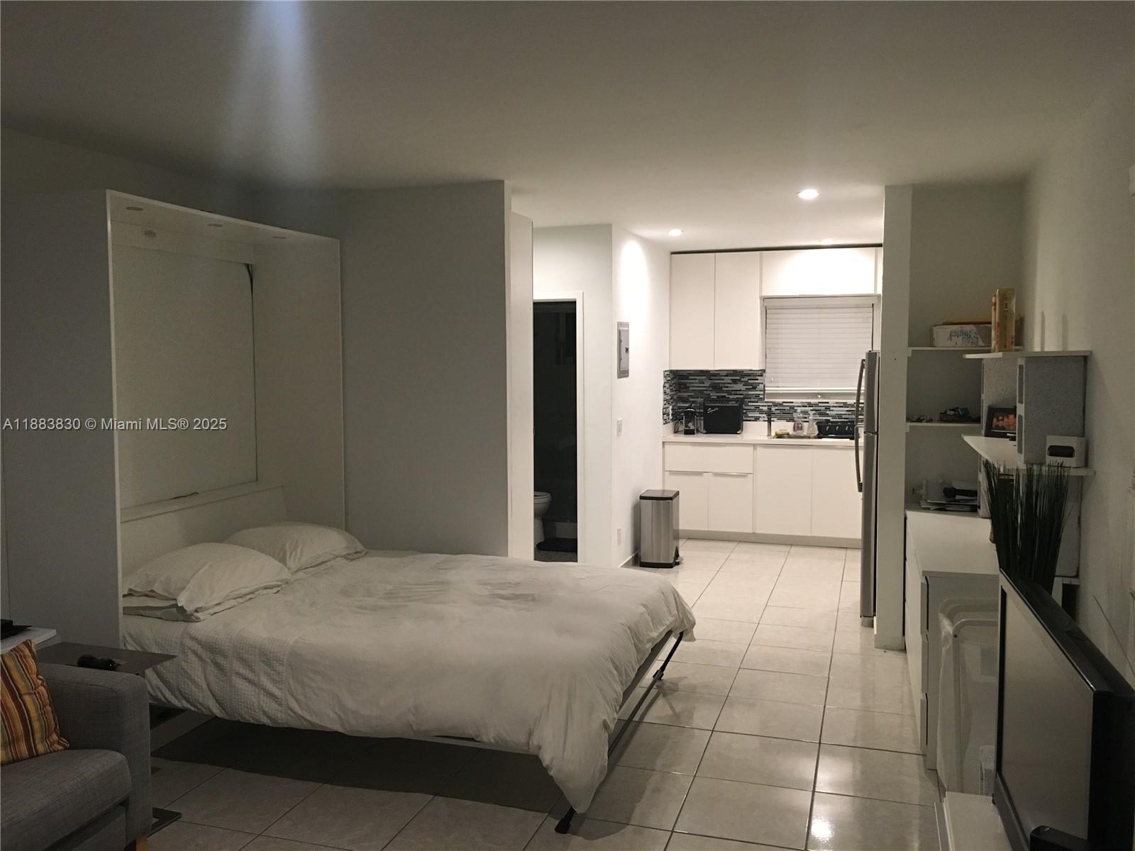 OCEAN BEACH FLA SUB - Residential