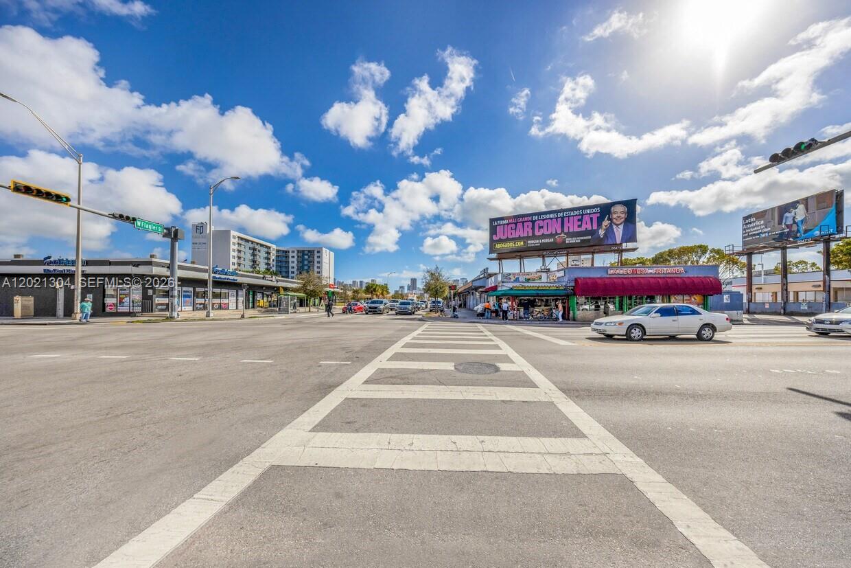 1190 W Flagler St