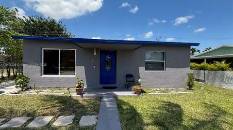 2731 NW 1st Ct Pompano Beach FL 33069