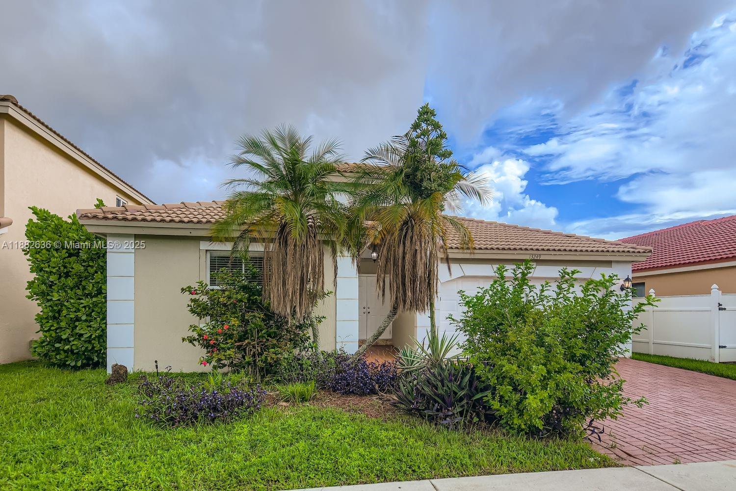MIRAMAR PATIO HOMES - Residential