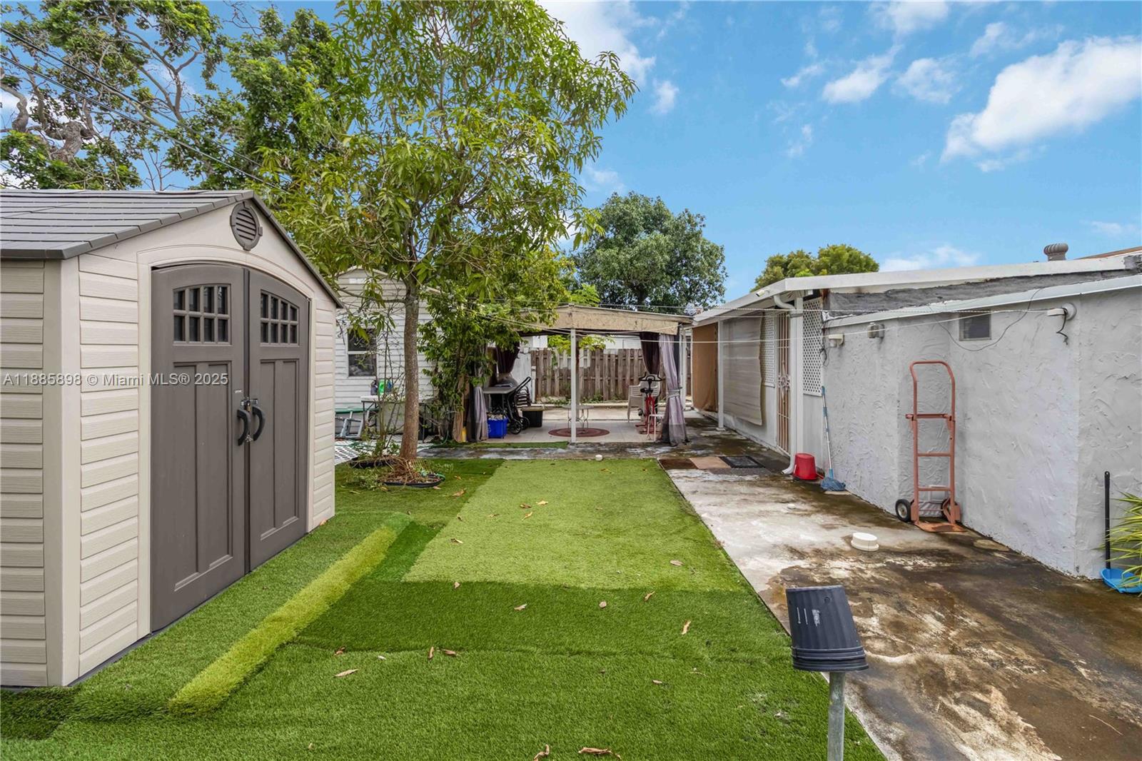 WELWYN PARK - Residential