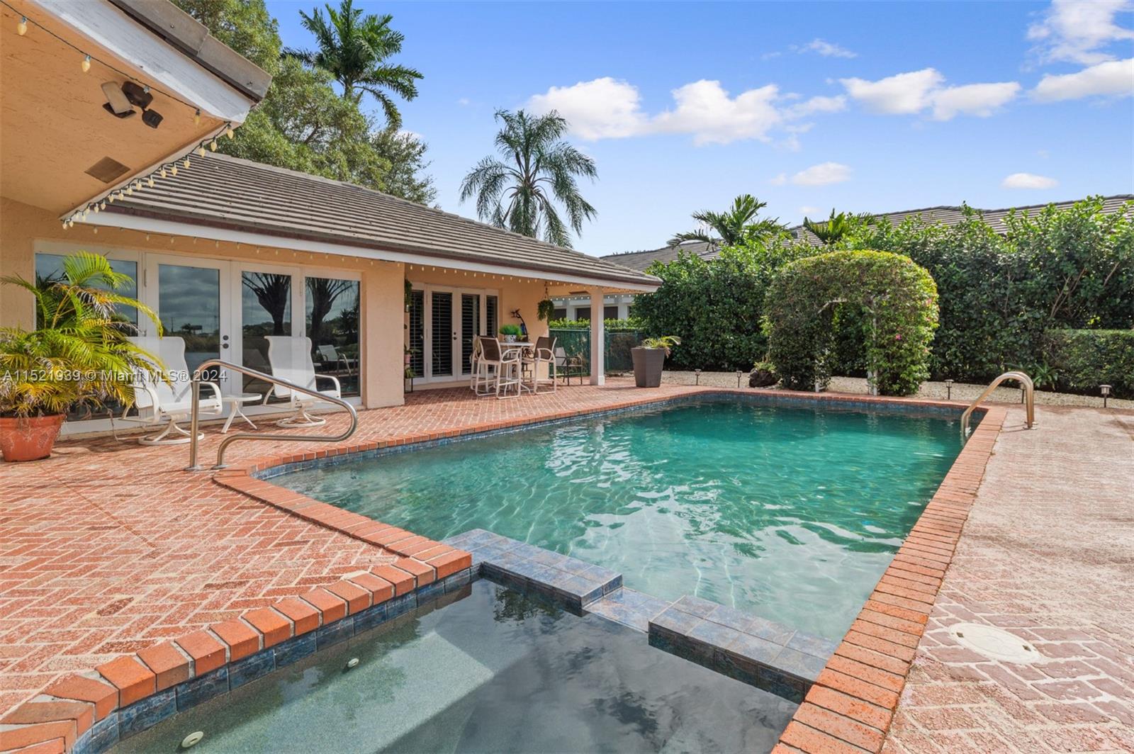 LAKE EDEN SUB 2 - Residential