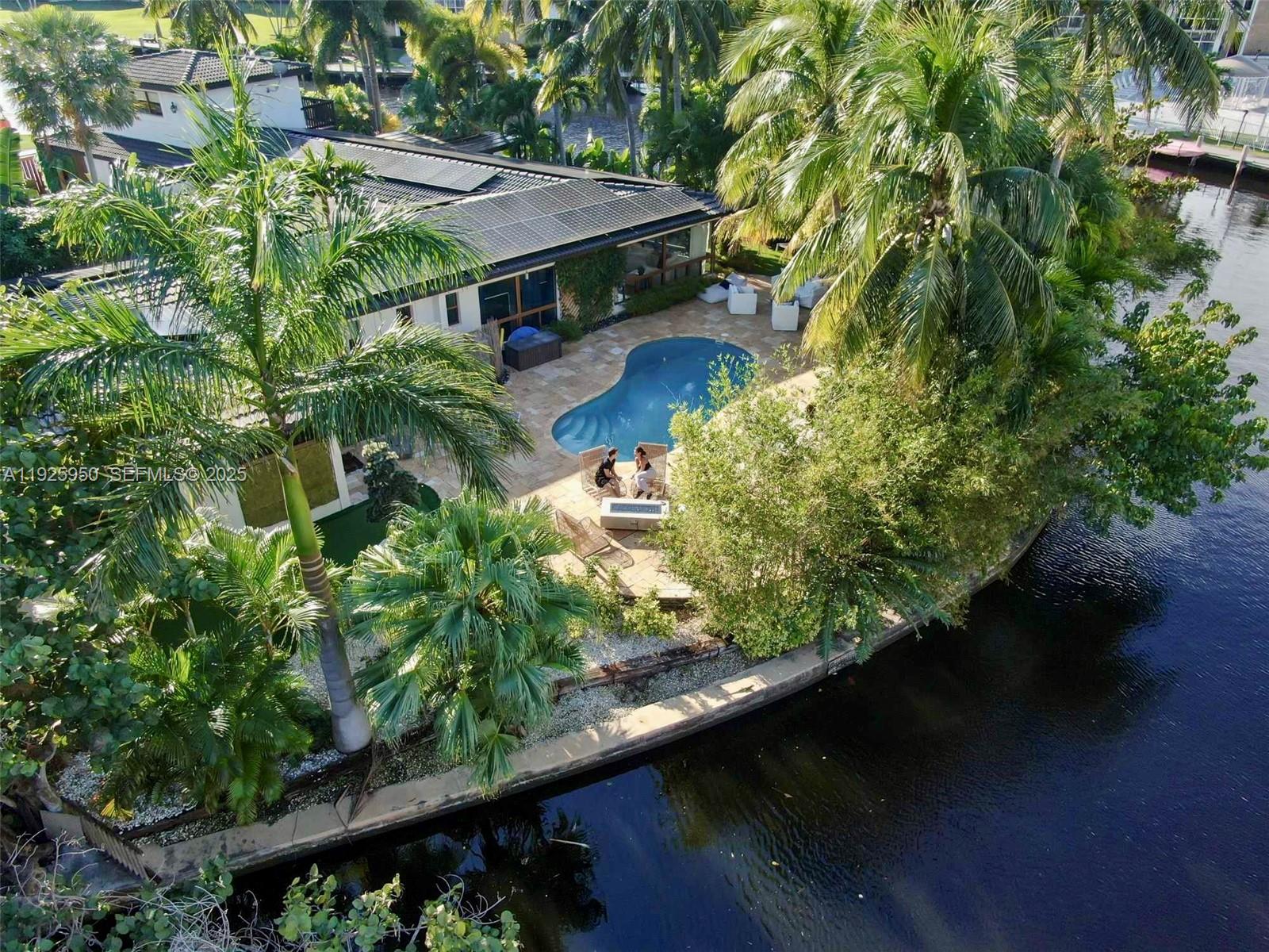 1675 Coral Gardens Dr