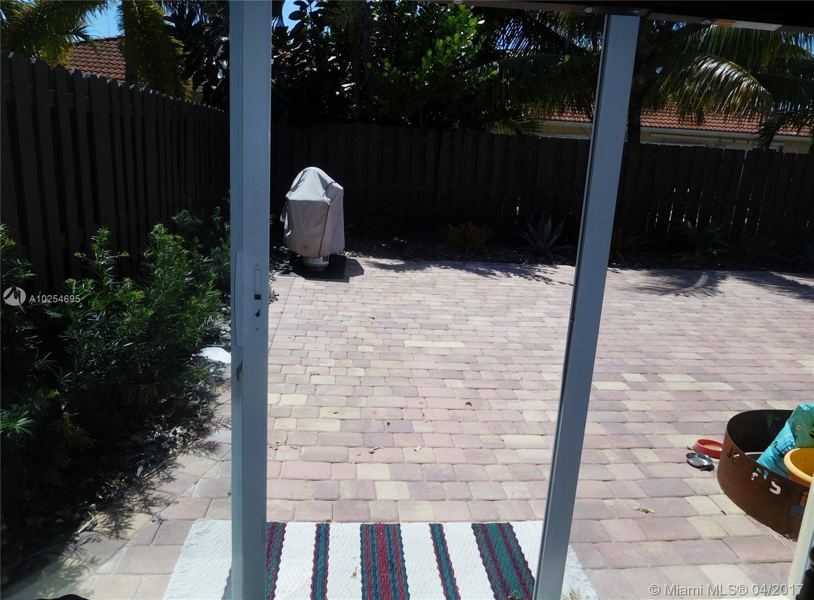 Manatee Cove - Residential