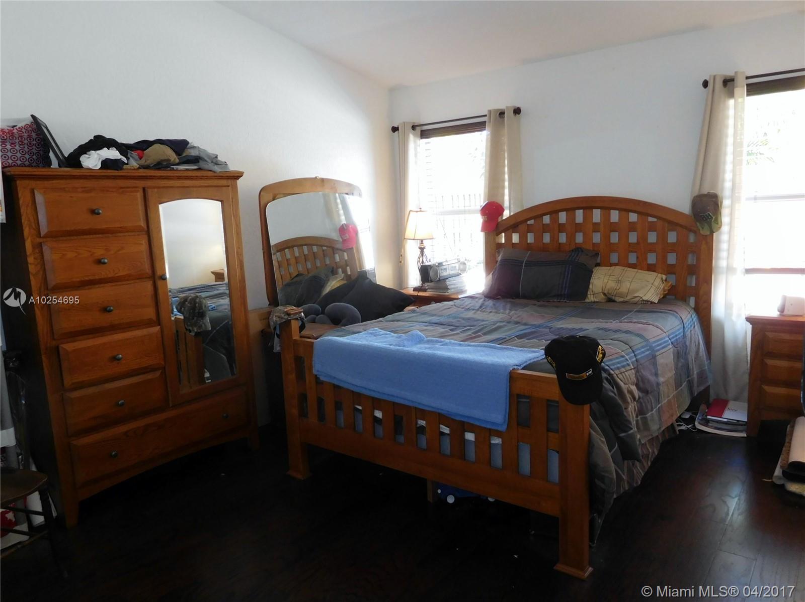 Manatee Cove - Residential