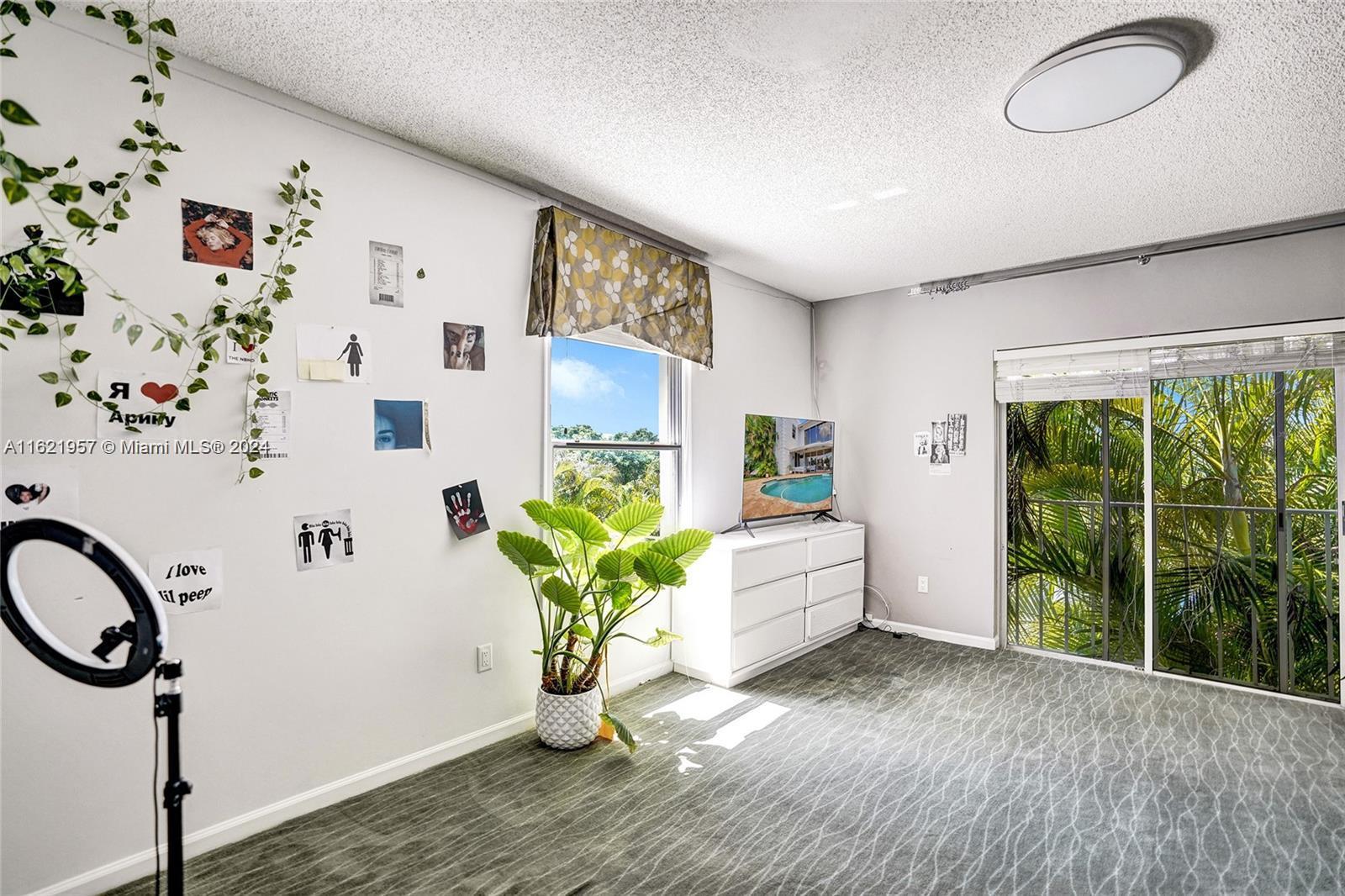 PALMS AT BOCA POINTE - Residential Lease