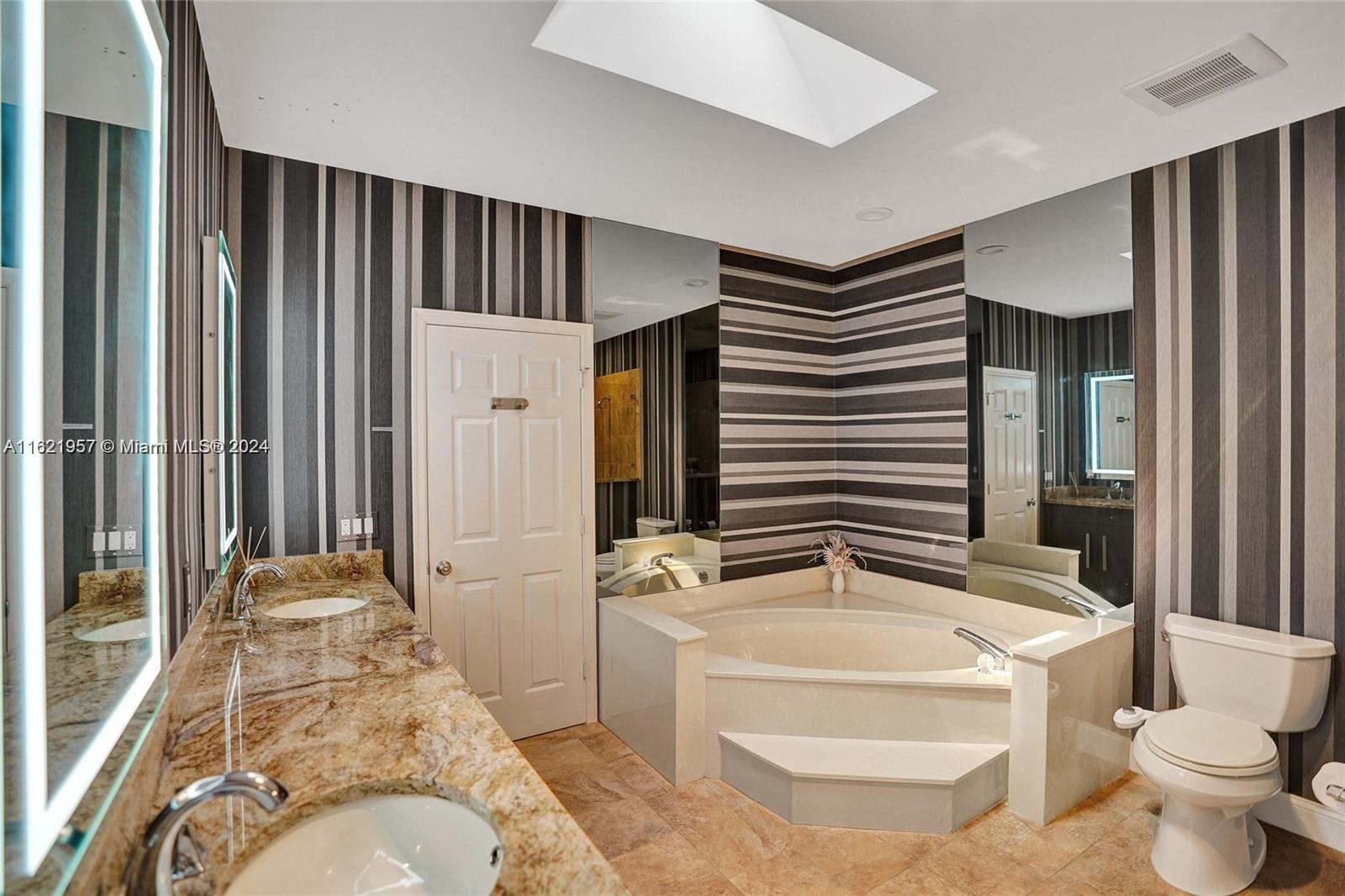PALMS AT BOCA POINTE - Residential Lease