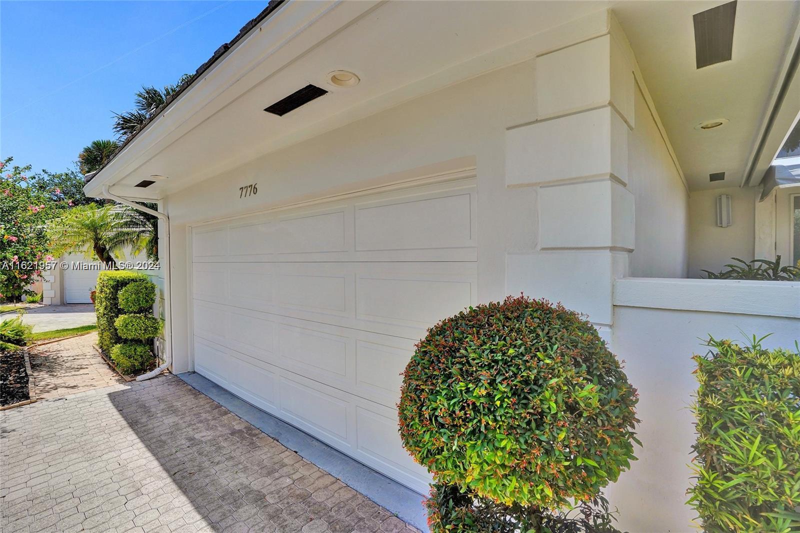 PALMS AT BOCA POINTE - Residential Lease