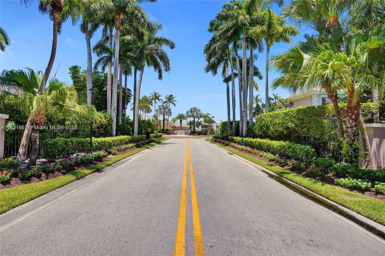 PALMS AT BOCA POINTE - Residential Lease