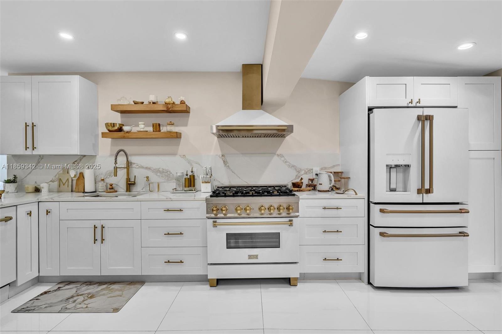 SUNSET TRAILS NO 4 - Residential