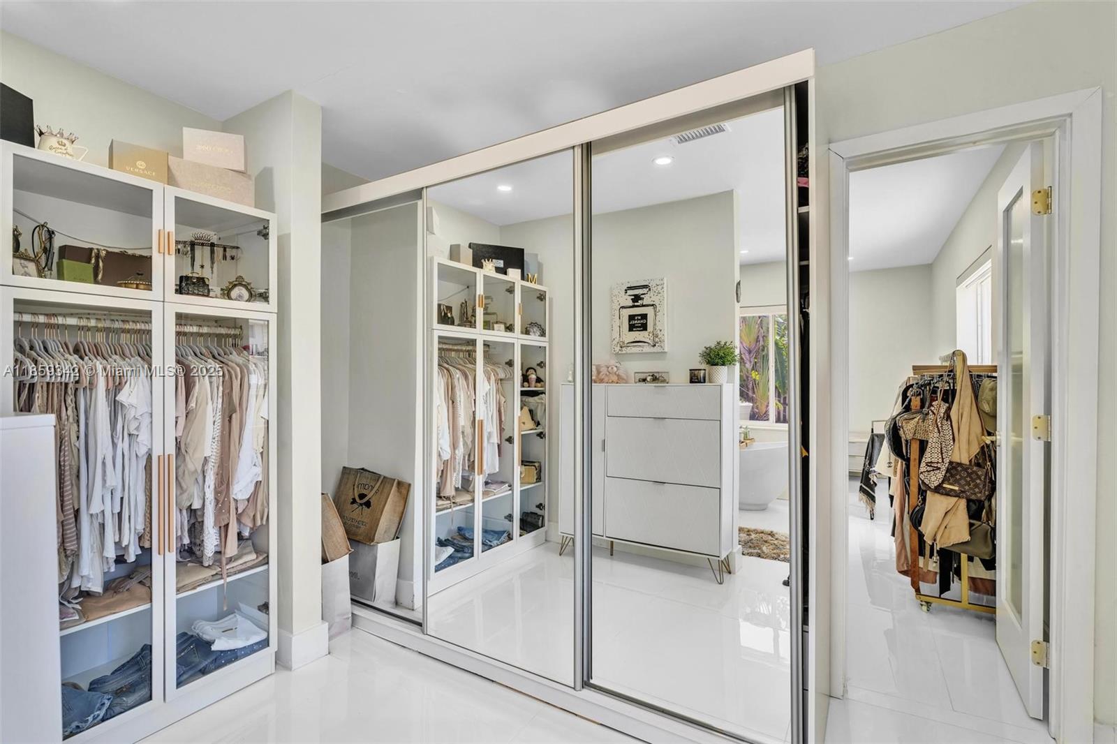 SUNSET TRAILS NO 4 - Residential