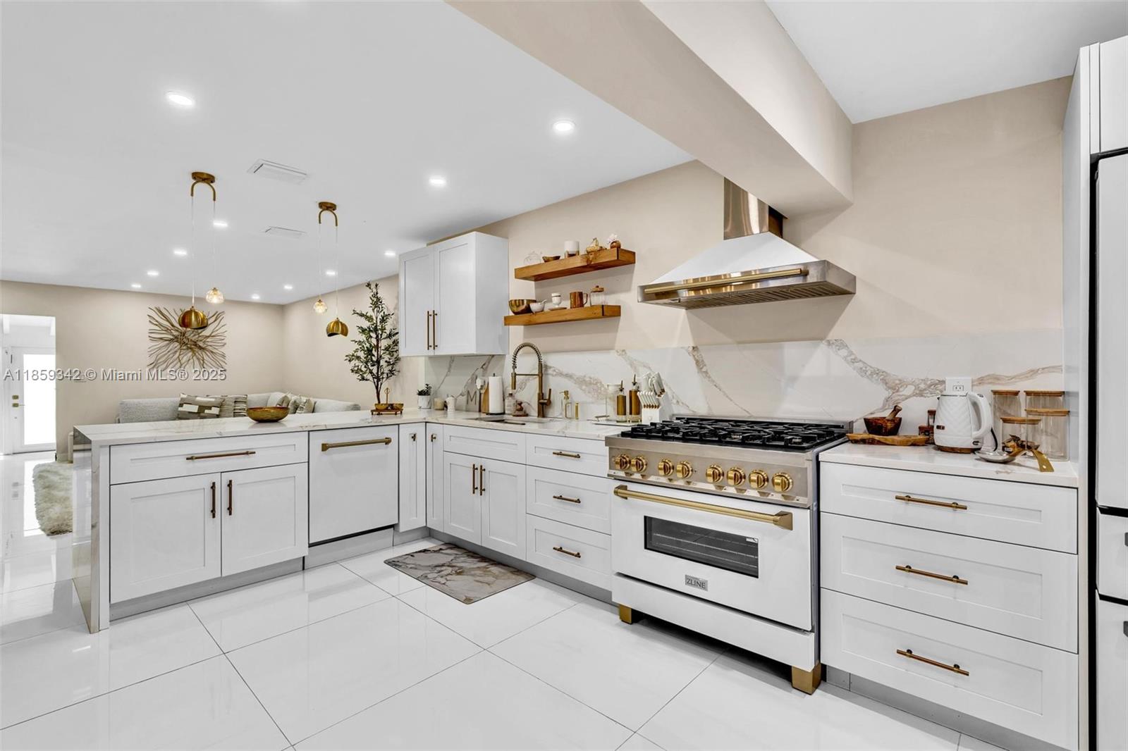 SUNSET TRAILS NO 4 - Residential