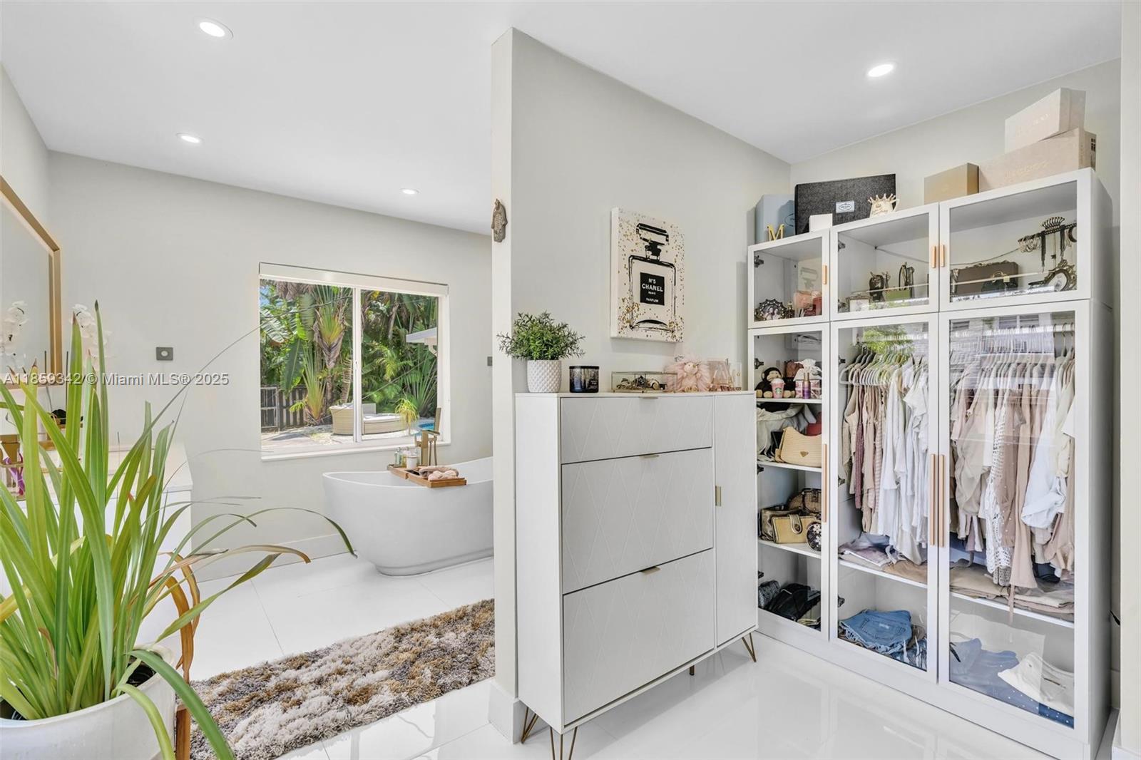 SUNSET TRAILS NO 4 - Residential