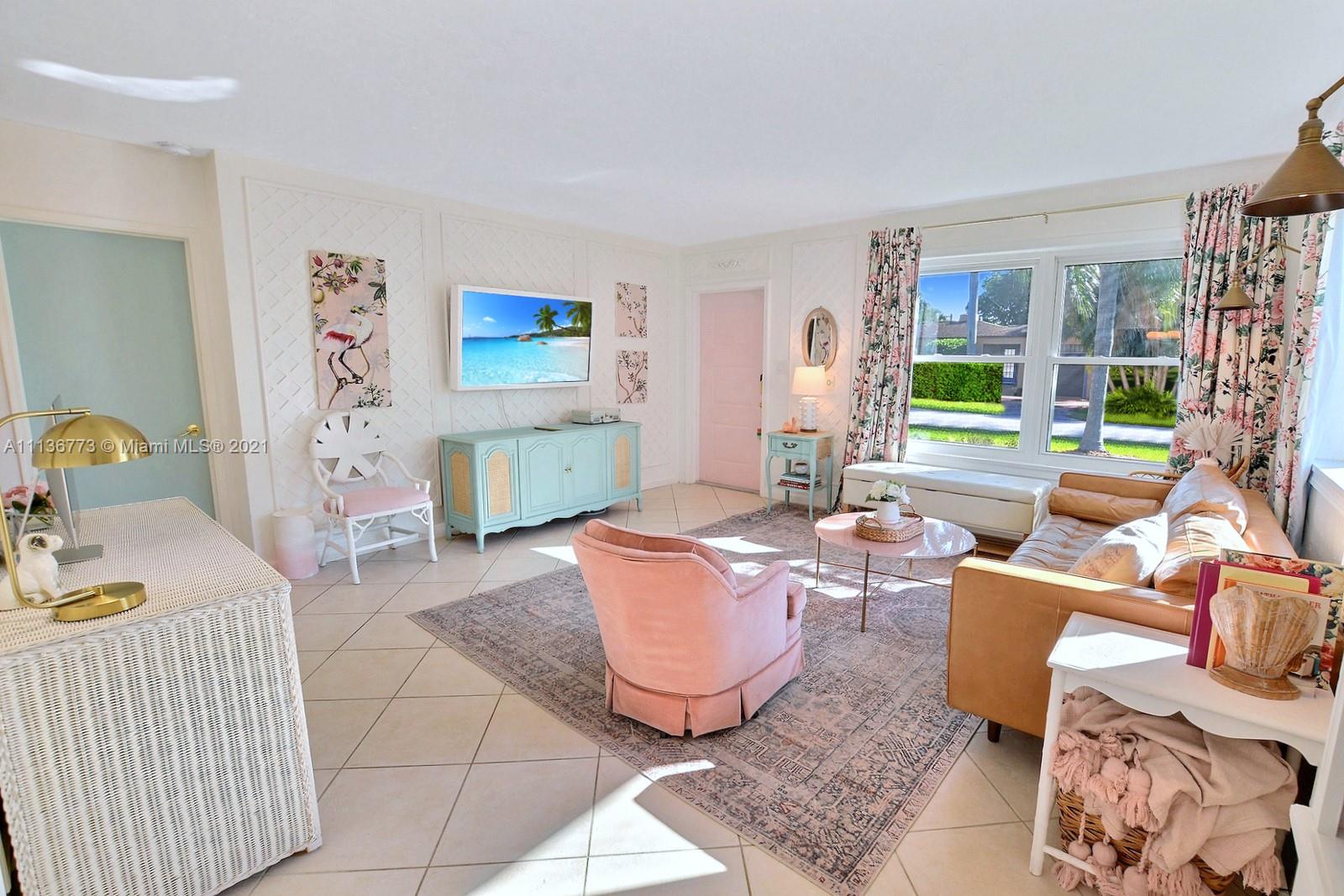 SUNSET TRAILS - Residential