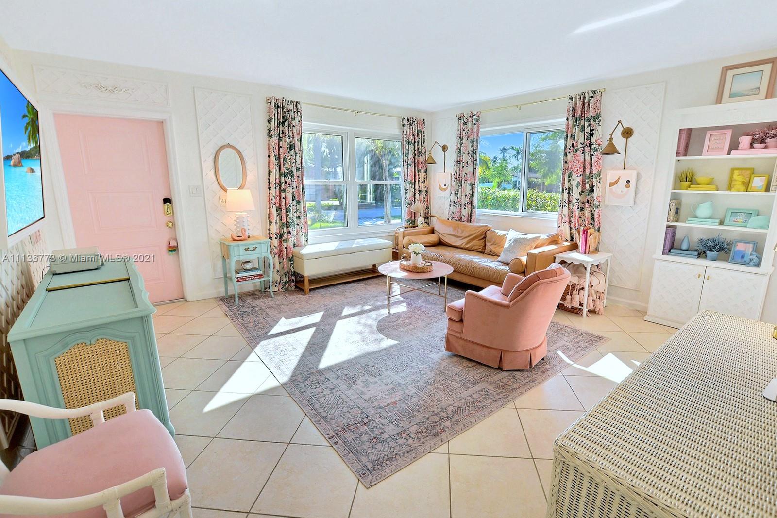 SUNSET TRAILS - Residential