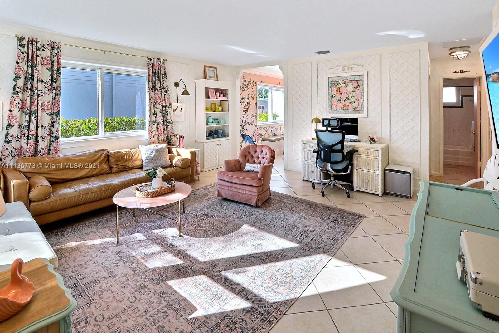 SUNSET TRAILS - Residential