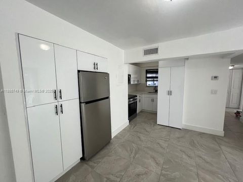 210 Fontainebleau Blvd 411 Miami FL 33172