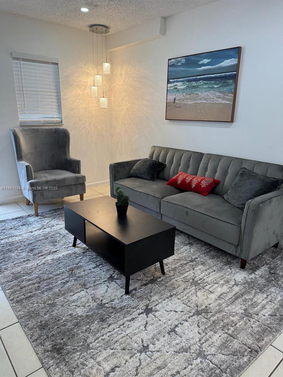 HOLLYWOOD SOUTH SIDE ADD - Residential