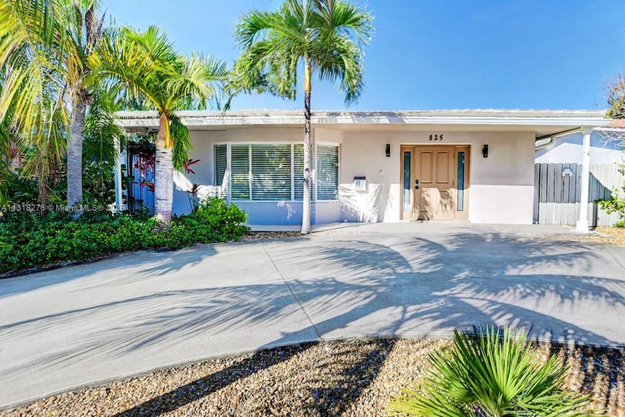 SHORT TERM $9,000/MONTHLY .

SHORT WALK TO THE BEACH! Well maintained, completely updated, immaculate 4 Bedrooms, 2 Bathrooms home. Great backyard with Heated Pool, a true piece of paradise. Located only 0.3 mi or 5 minutes walk from the famous Hollywood Beach & Boardwalk and minutes from Hollywood restaurants, bars, and more...