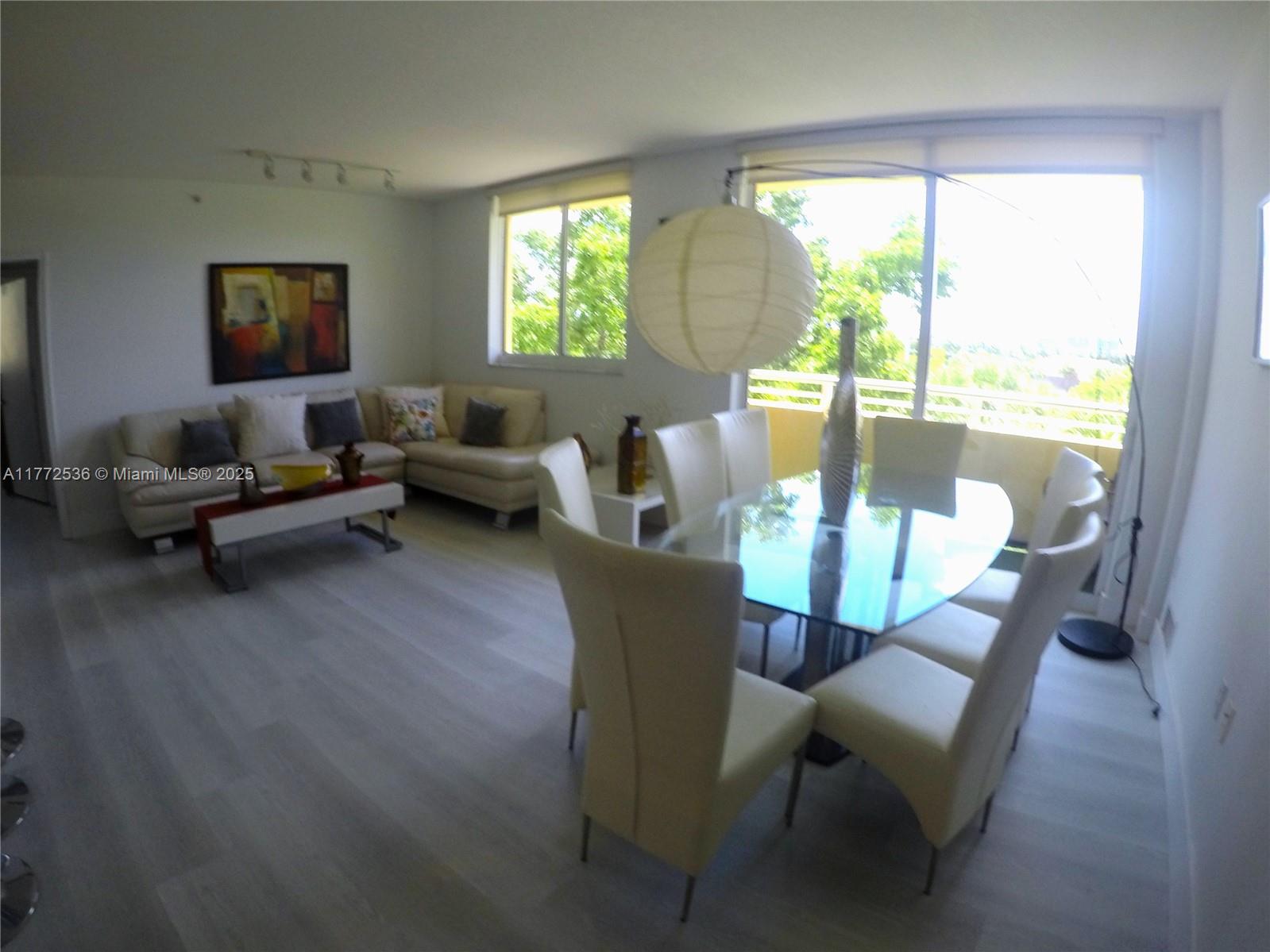 VENTURE AT AVENTURA WEST - Residential Lease