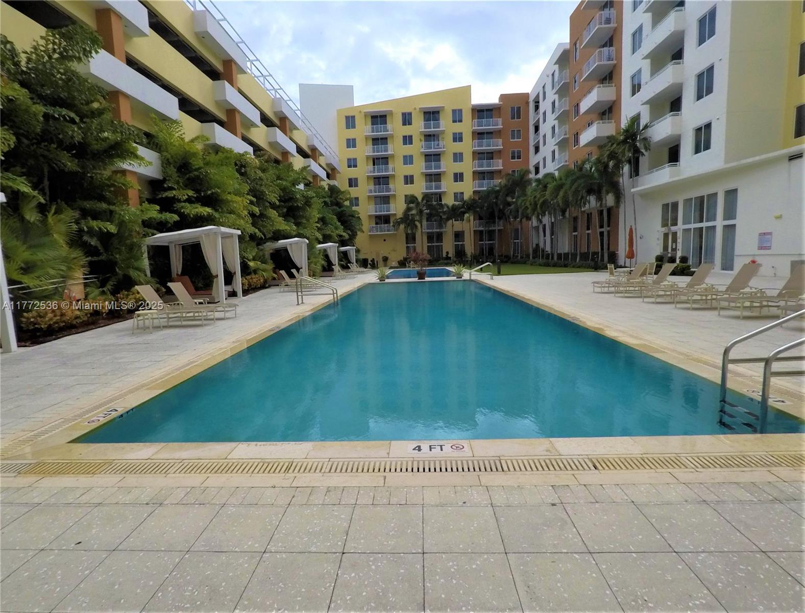 VENTURE AT AVENTURA WEST - Residential Lease