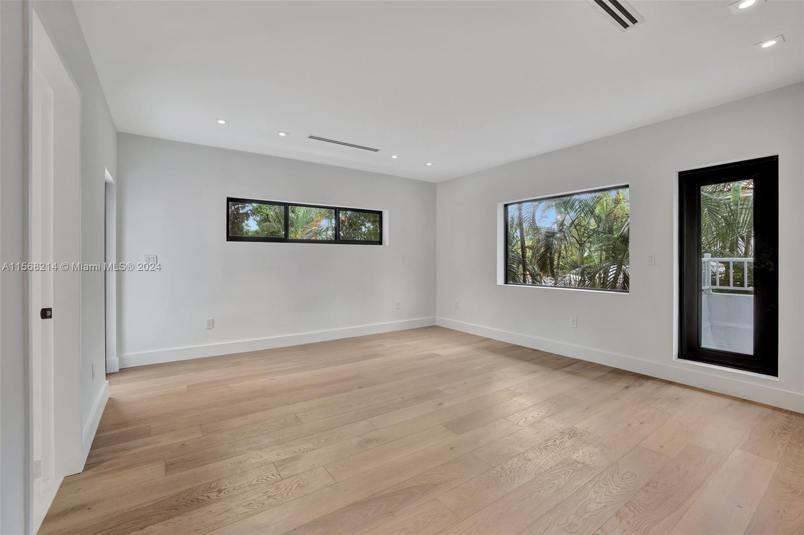 NAUTILUS EXTENSION - Residential