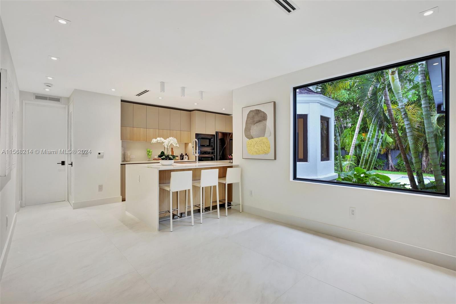 NAUTILUS EXTENSION - Residential