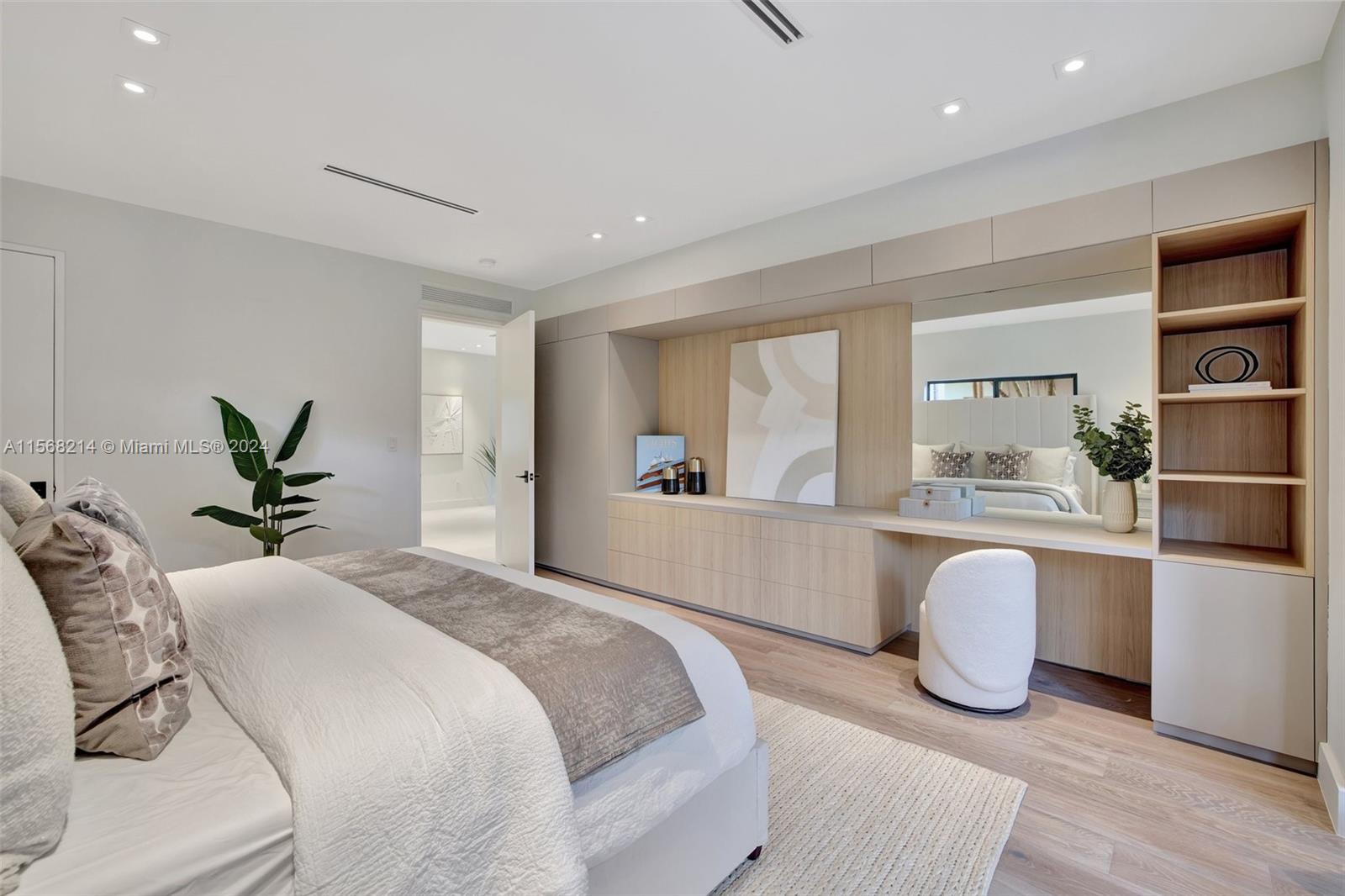 NAUTILUS EXTENSION - Residential