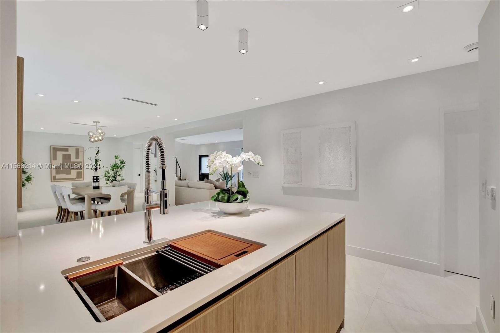 NAUTILUS EXTENSION - Residential