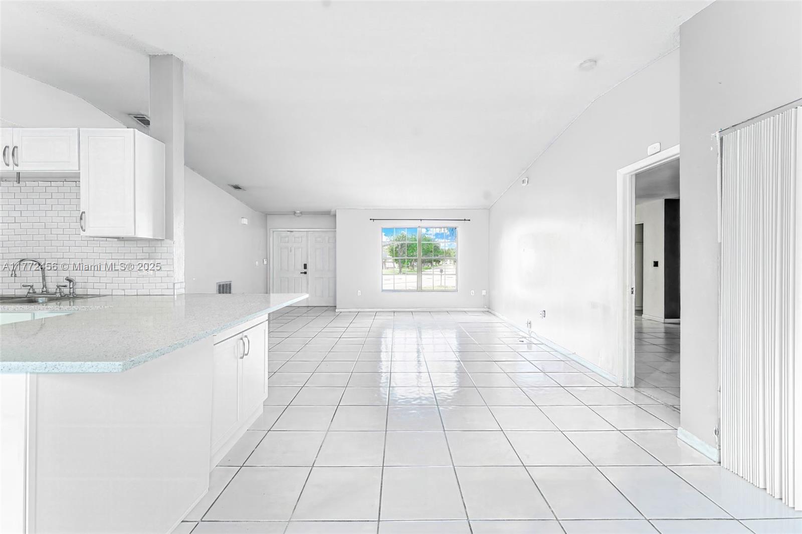 CAMBRIDGE ESTATES - Residential